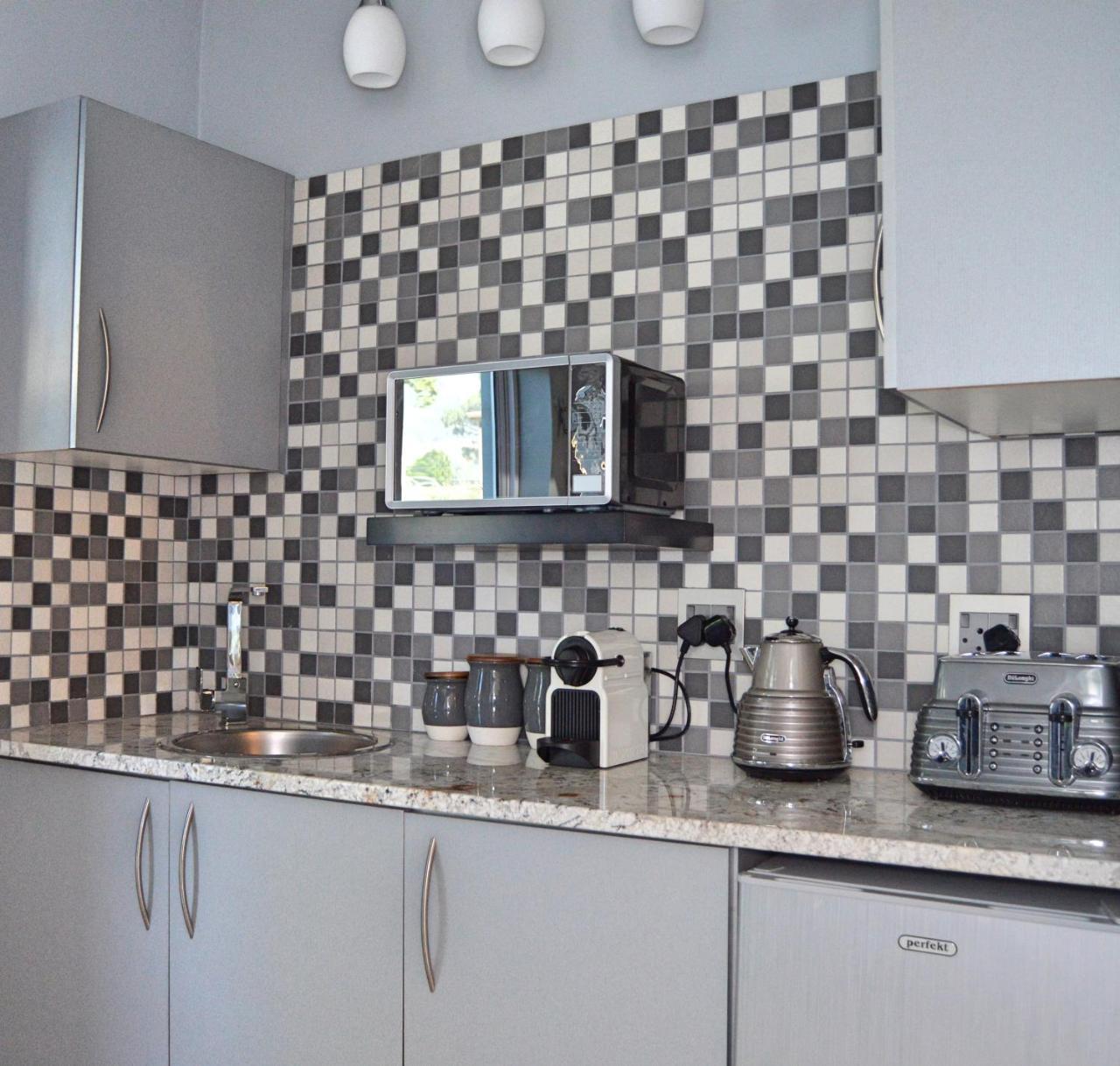 פרנצ'הוק 1Aa Wilhelmina Luxury Suites מראה חיצוני תמונה